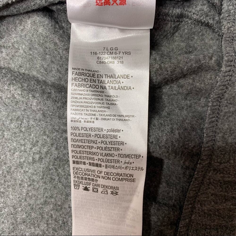 Nike Therma Dri-Fit Fleece in Grey/Camo - Picture 7 of 9